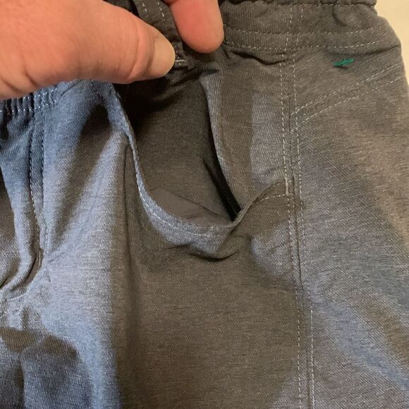 KUHL, ladies 10, shorts, excellent condition - Picture 5 of 14